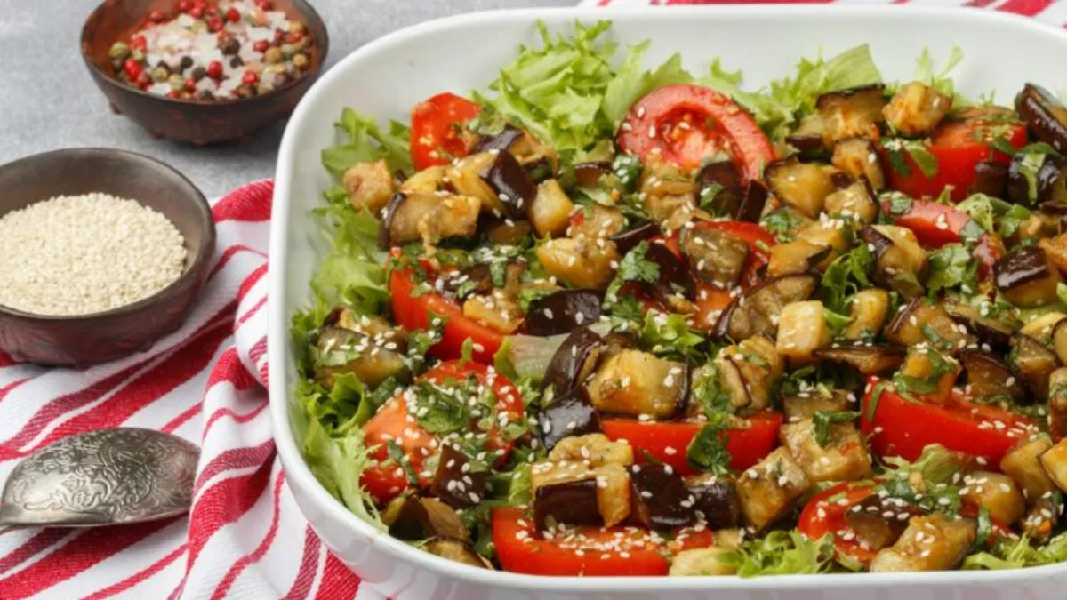 Готовлю его каждый день — обалденная вкуснятина: салат из баклажанов с перцем - можно в пост