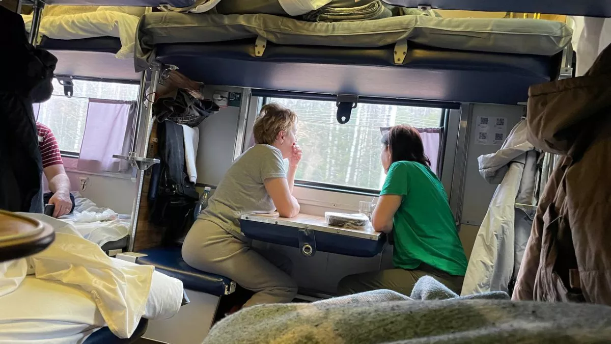 Лучше на боковушке, чем в купе: почему бывалые путешественники выбирают плацкарт