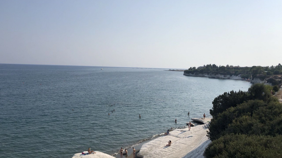 Везде сплошной шум, а цены кусаются: российский турист поделился отзывом о популярном курорте