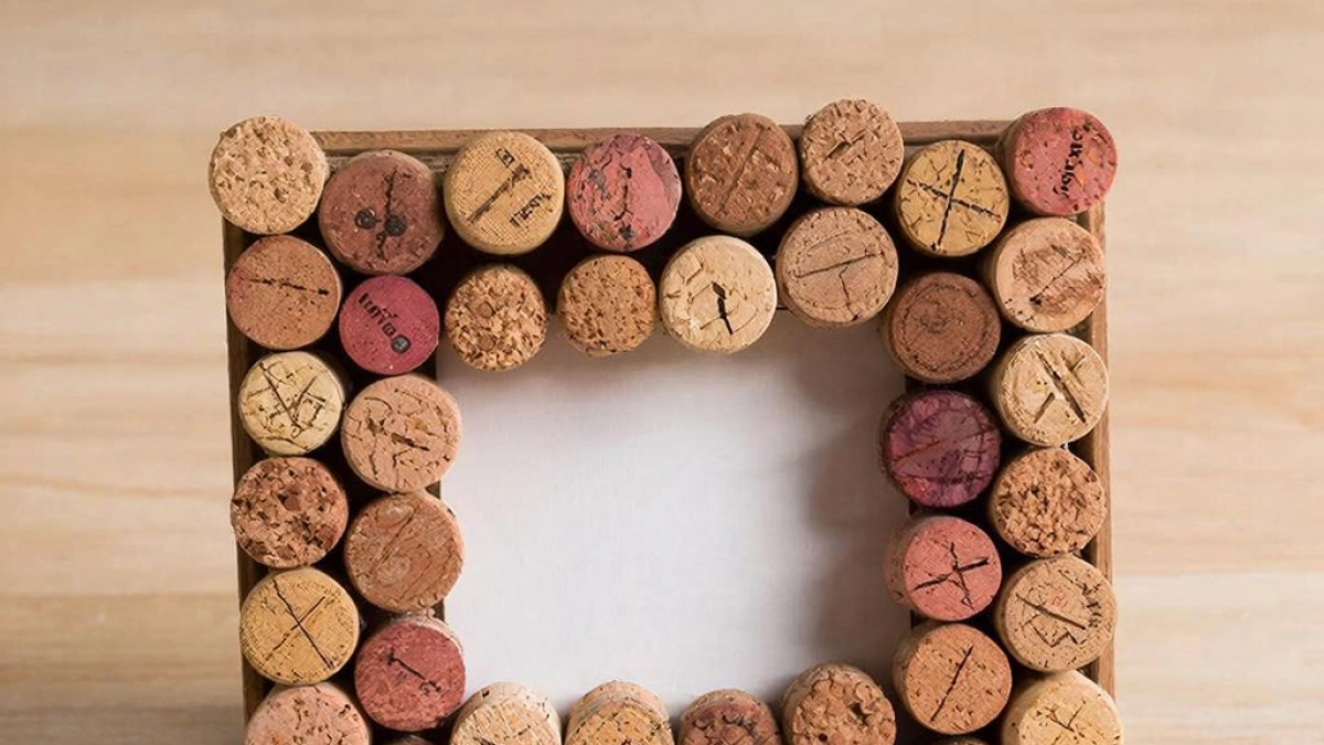Винные пробки больше не выбрасываю: делаю из них красивые и практичные вещи для дачи