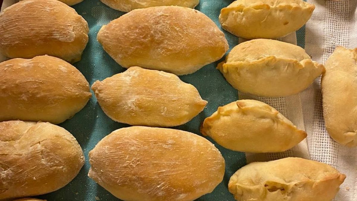 Научилась печь пирожки, воздушные как пух и дети просят их каждый день - скорее записывайте рецепт