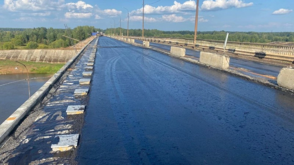 Ремонт моста через Вычегду в Коми завершат до конца октября 2026 года