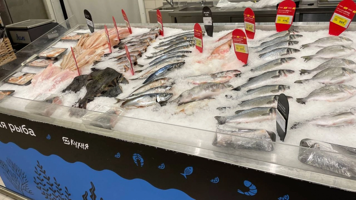 Такую рыбу нельзя есть даже взрослым, а детям — тем более. Она опаснее, чем вы думаете - проверьте, что у вас в холодильнике