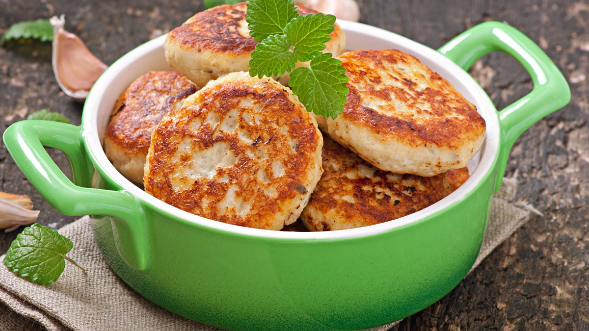 Постные котлеты без мяса — а на вкус такие же аппетитные и вкусные: можно и в пост, и в разгрузочные дни 