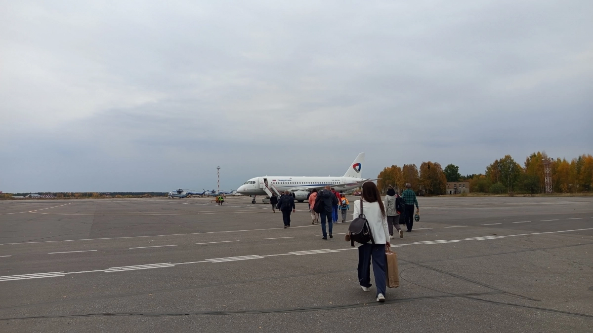 С аэропорта Ухты пассажира вместо Петербурга отправили на Ямал