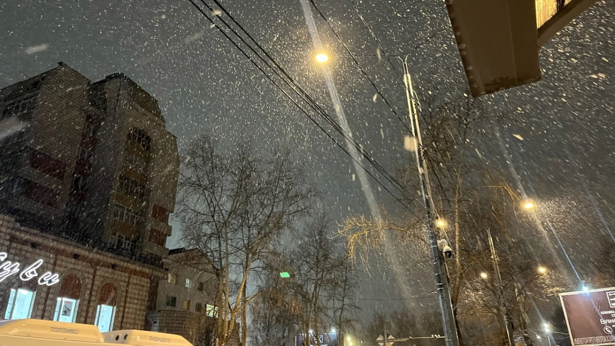 Переменная облачность и мокрый снег накроют Коми 28 марта