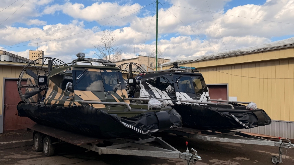 В Коми сотрудники лесопожарного центра получили новые лодки