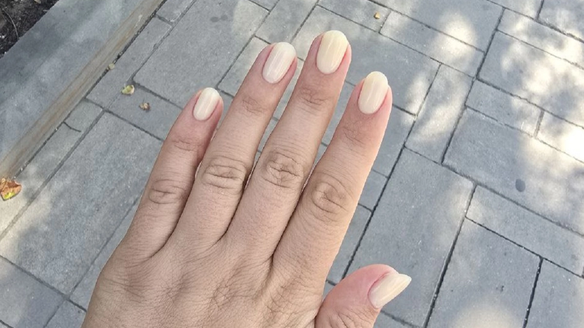 Красить ногти больше не в моде: вот что в тренде в 2026 году — новая альтернатива нейл-мастера