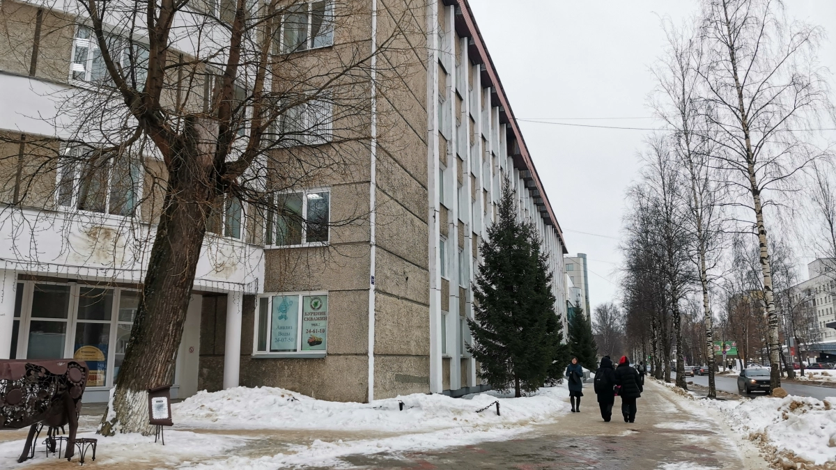 Россельхозцентр Коми объяснил правила защиты деревьев от температурных ожогов и вредителей