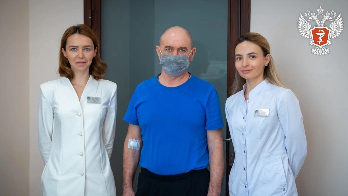 В России начали применять первую вакцину от рака: как работает персонализированная терапия меланомы