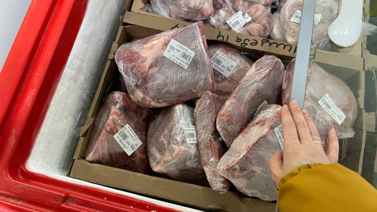 Теперь мясо или рыбу не размораживаю часами, а трачу всего 11 минут: покажу хитрый трюк от знакомого повара