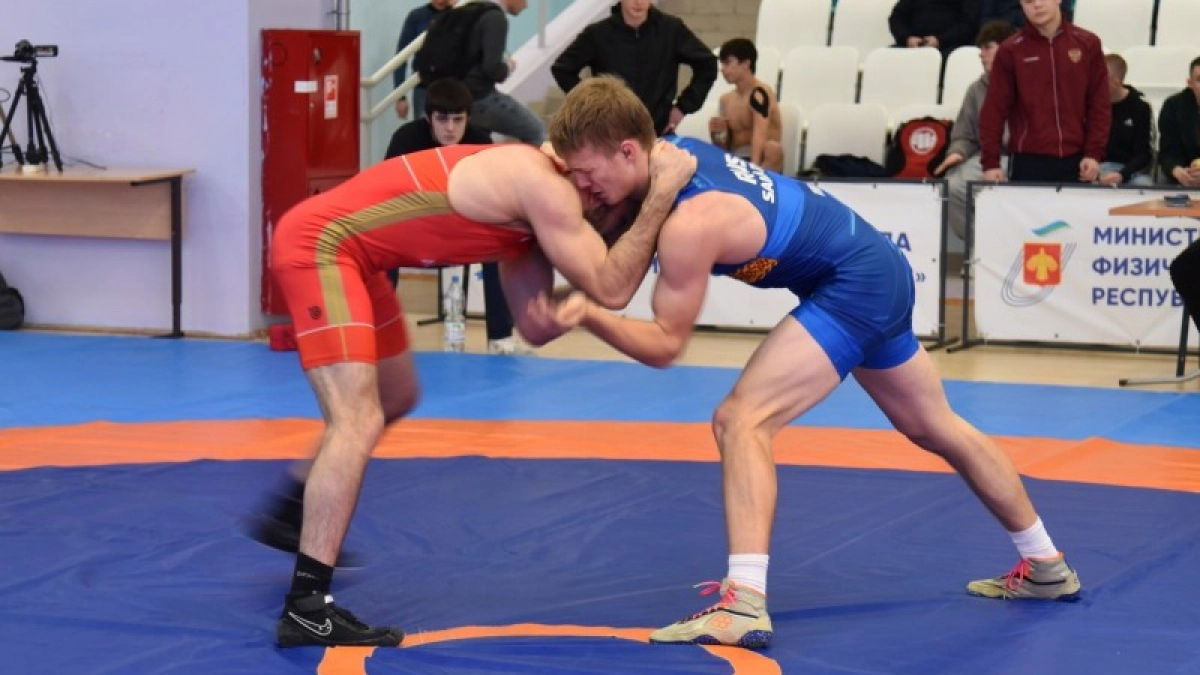 Юношеский чемпионат по борьбе в Коми объединит 17 регионов России