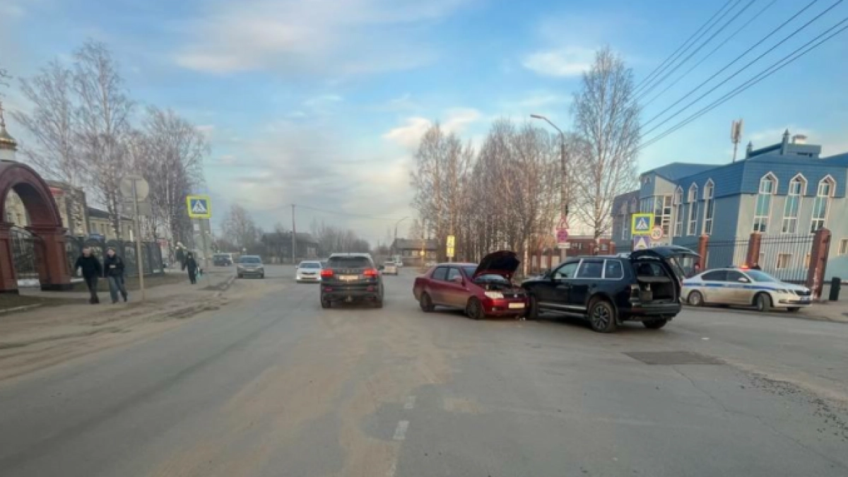 Серийный нарушитель спровоцировал лобовое столкновение в Коми 