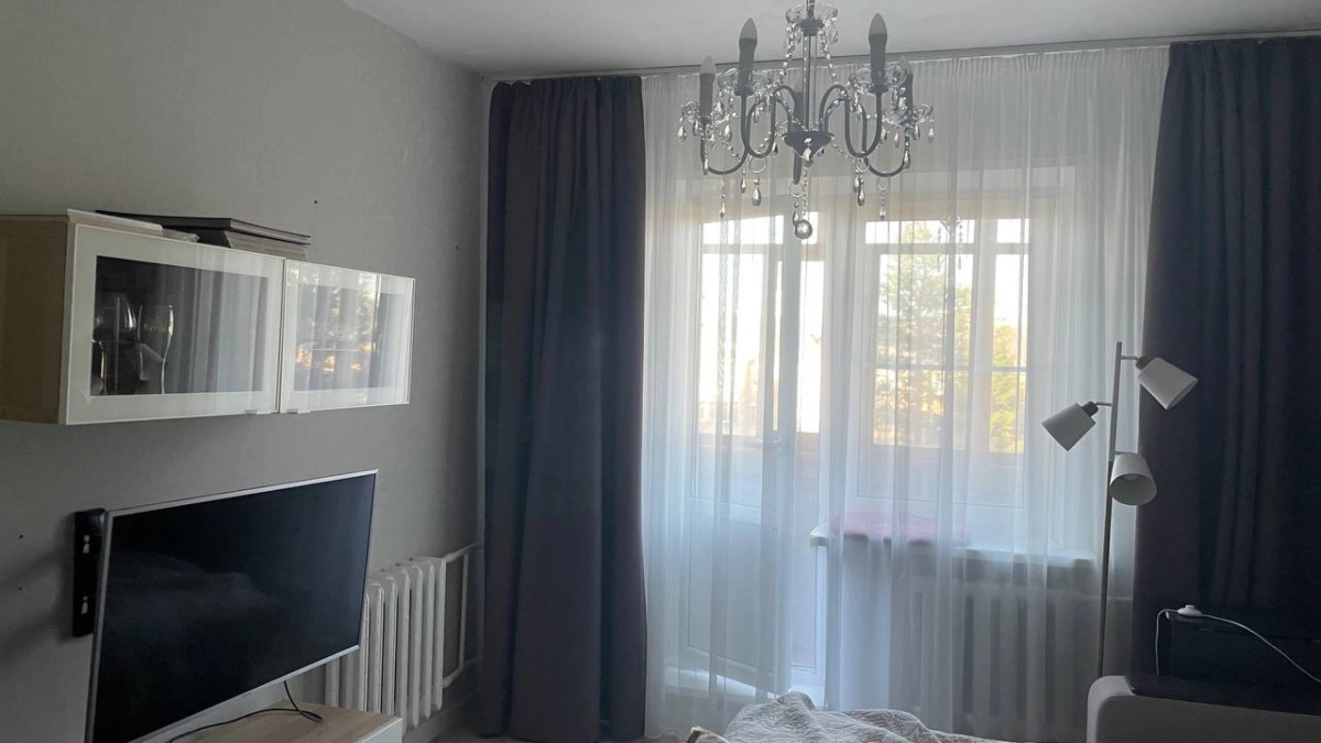 «Бабушкины» шторы — в мусорку: что предлагают дизайнеры вместо унылых гардин - тренды 2026