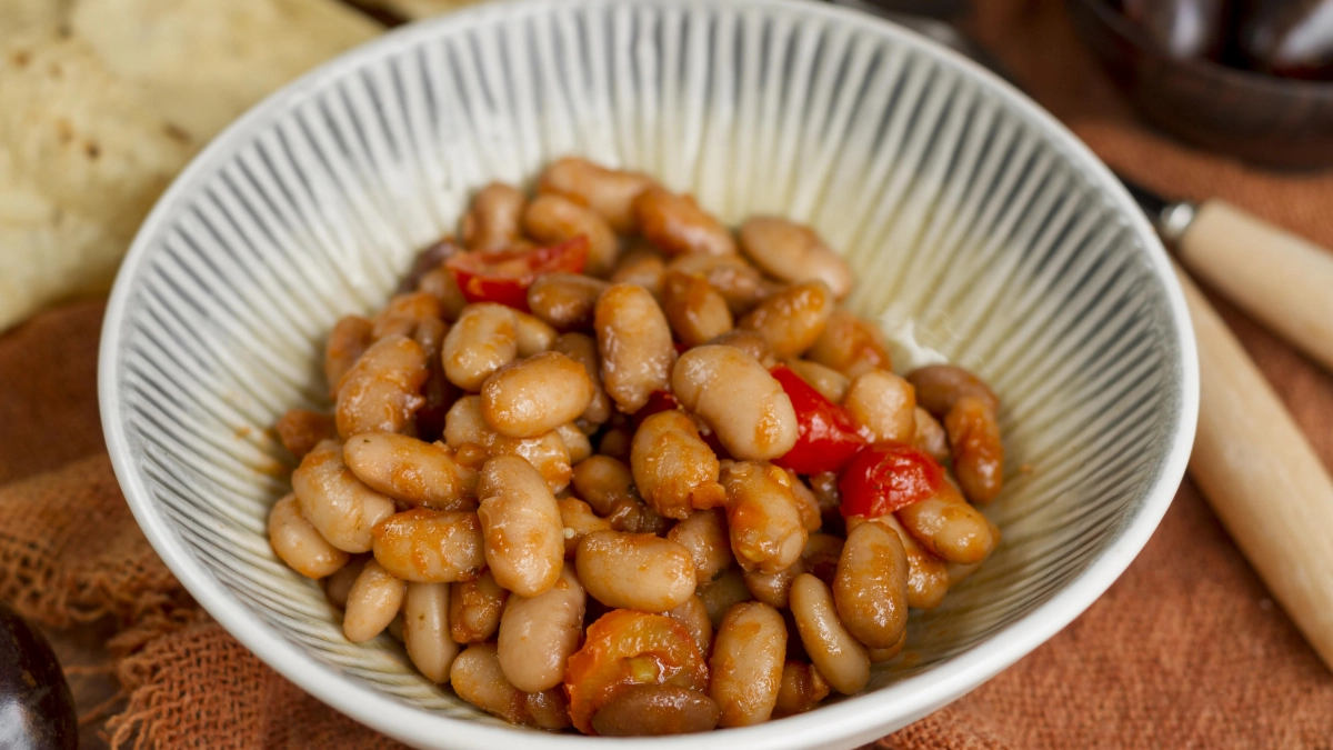 Доктор Мясников готовит фасоль по рецепту мамы — вкус не сравнить с магазинным, а польза колоссальная