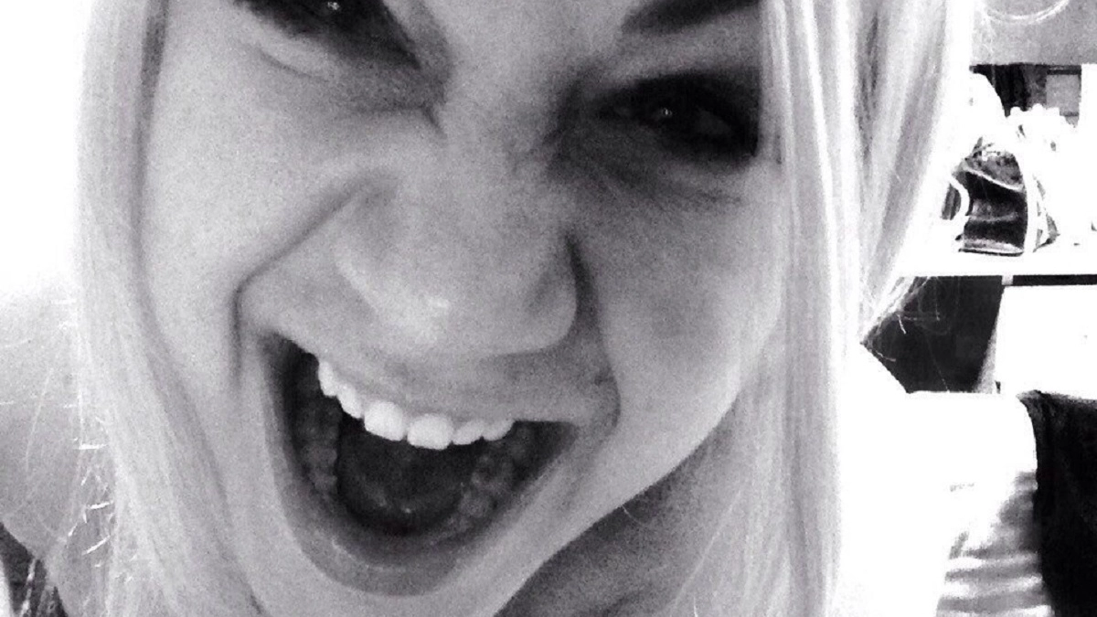 Невидимый яд: 8 привычек, которые отталкивают людей от вас