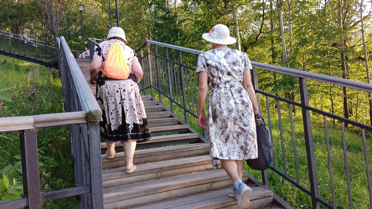 "После 60 гоните друзей в шею" - совет великой Бехтеревой, позволяющий избежать старческого слабоумия и не стать немощной на пенсии 