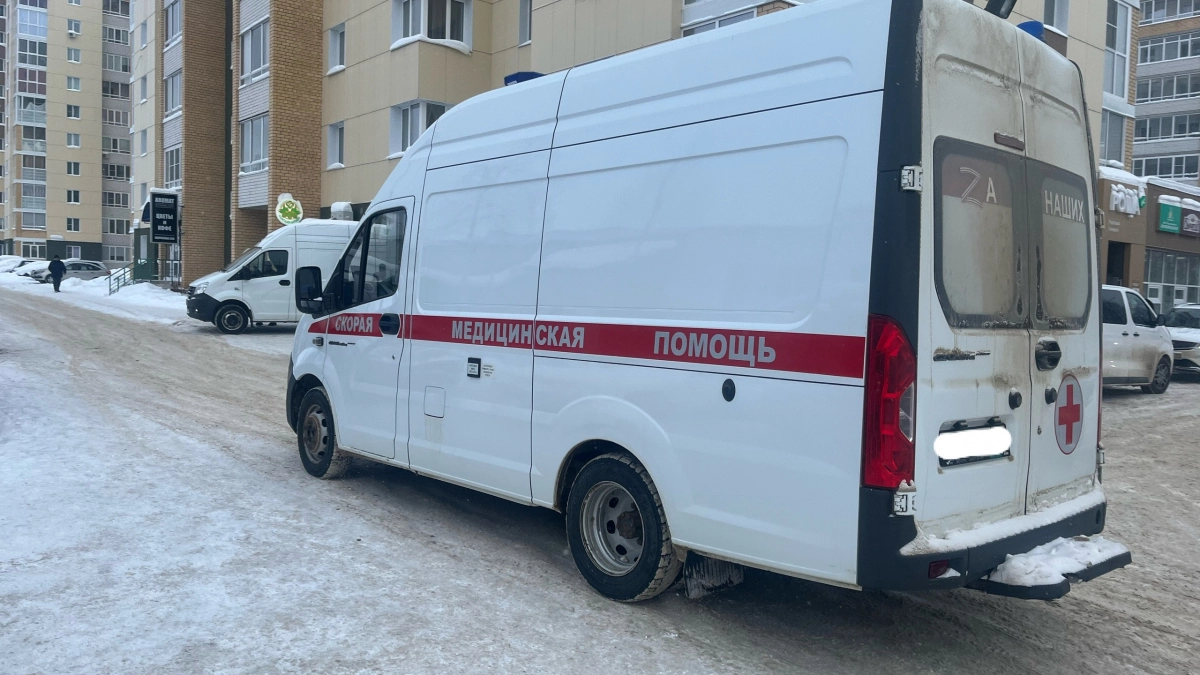 В Коми врачи спасают младенца, который пострадал из-за несчастного случая