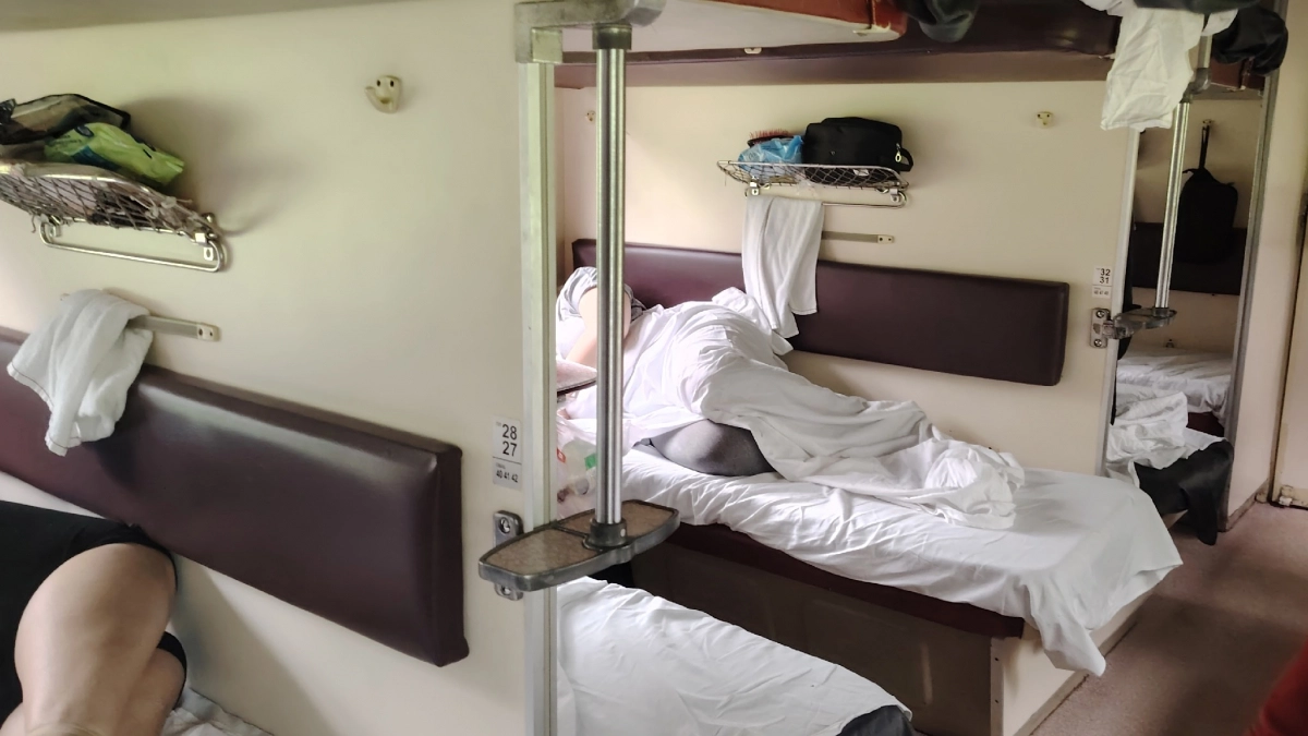 На нижнюю полку больше не сесть: новые правила РЖД ставят пассажиров в тупик