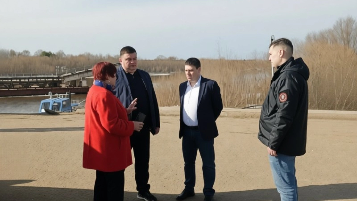 Министр транспорта Коми проинспектировал подготовку к ремонту дорог