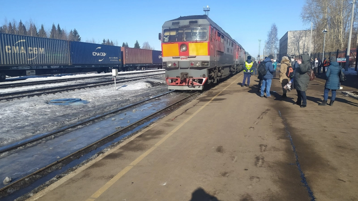 «Дремучий» плацкарт лучше фирменной «двухэтажки»? Пассажиры РЖД недоумевают, за что они платят в поездах