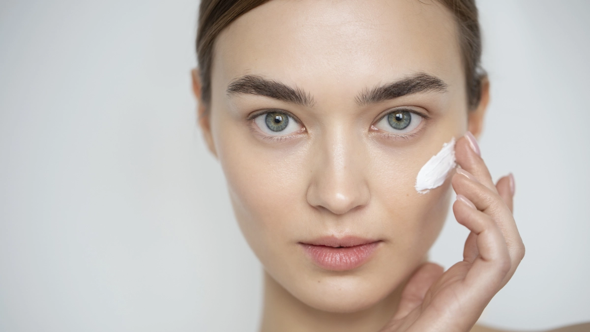 Морщины тают, как снег: это природное масло осветляет кожу, возвращает ей молодость и фарфоровое сияние