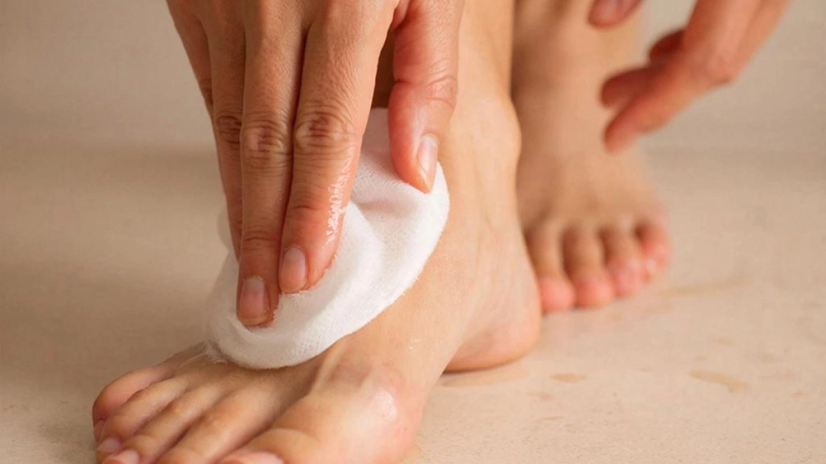 Мягкие пятки всего за одну ночь: лайфхак с носкочками, который работает на 100%