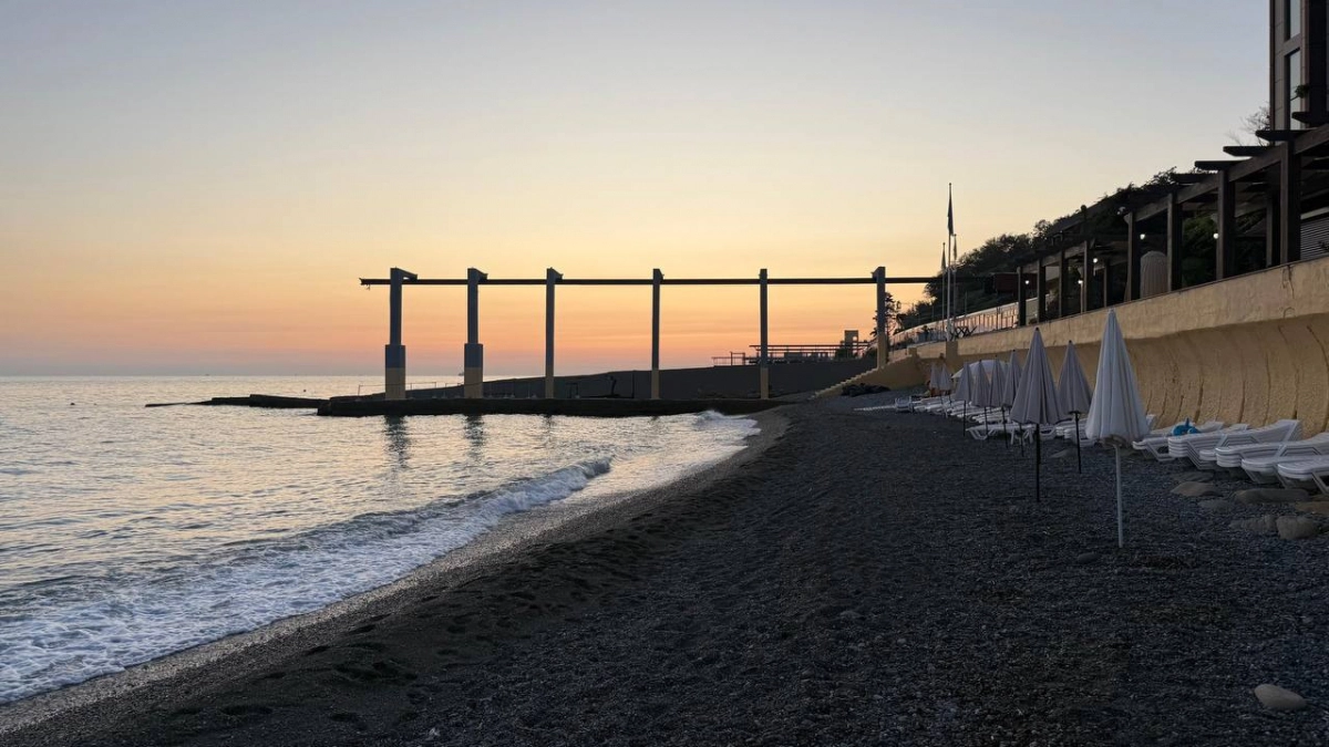 Вонючее море и сплошные пробки: российский турист поделился честным отзывом о популярном курорте