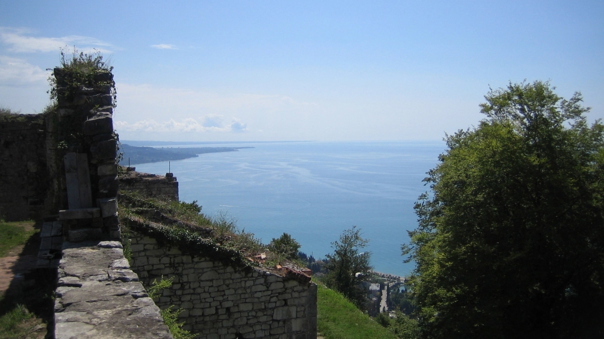Переплачивать теперь не нужно: лучшие бюджетные предложения по отдыху на Черном море