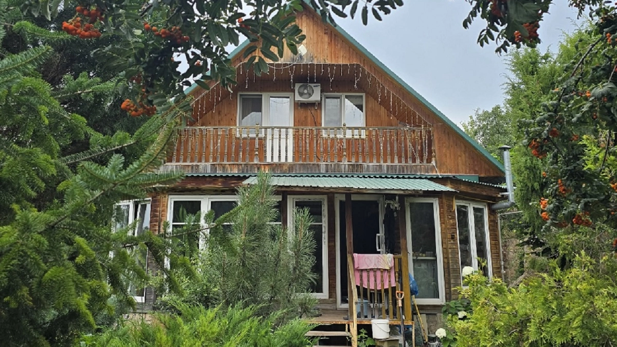 Своими руками и без лишних затрат: оригинальные идеи декора для приусадебного участка - соседи обзавидуются