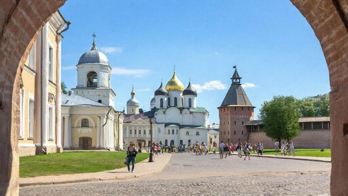 Древний русский город удивительной красоты, в котором почти нет туристов - старше Москвы на 288 лет