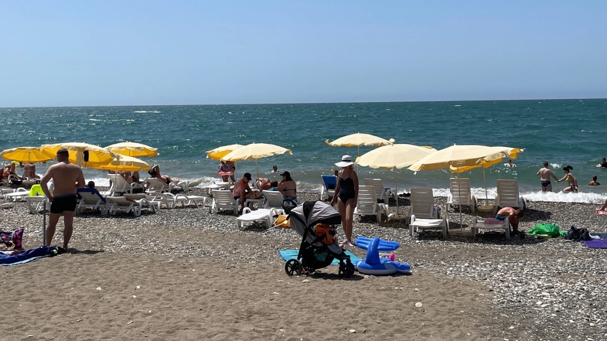 Вместо Турции и Египта: шикарный курорт на Азовском море – чистые пляжи, приятная вода, детские развлечения