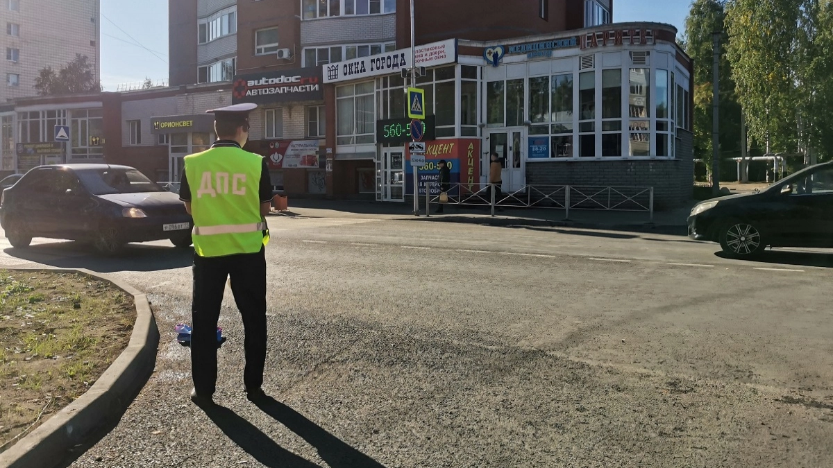 На какие вопросы инспектора ГИБДД лучше не отвечать: простое правило - поможет сохранить права