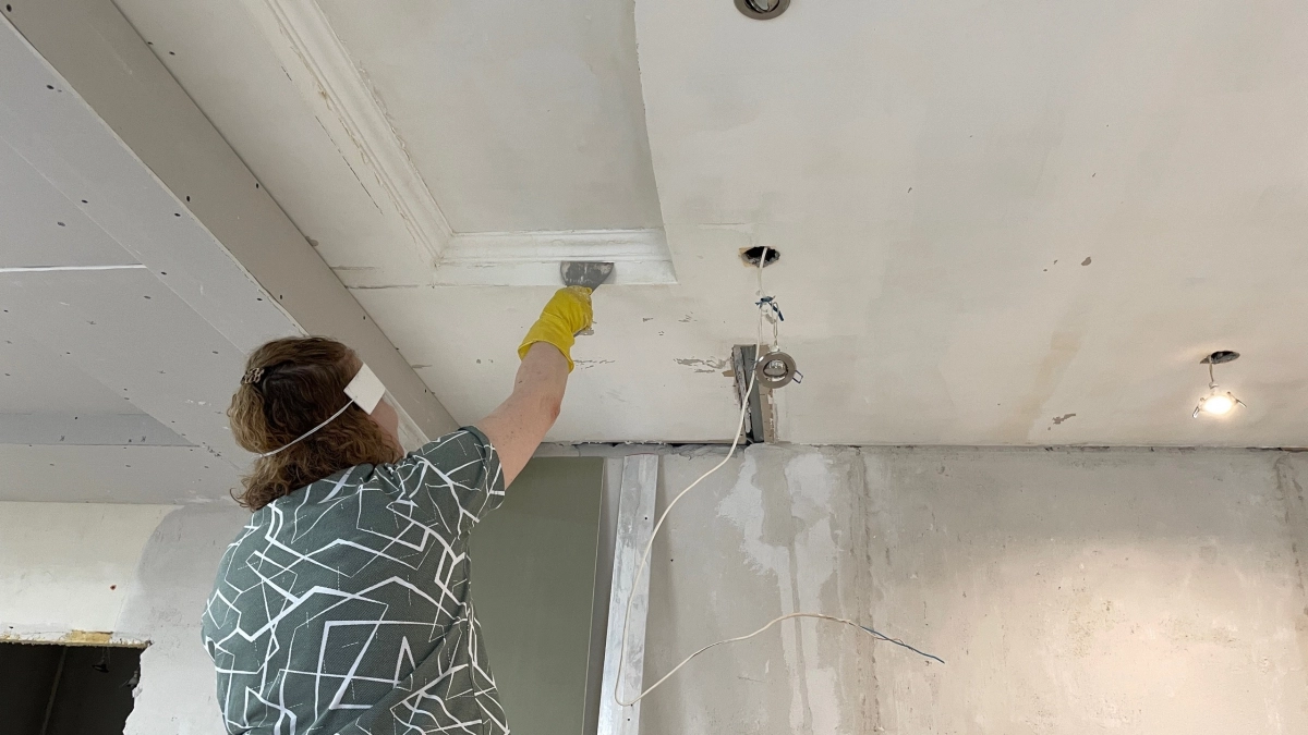 Натяжные потолки ушли в прошлое: 5 новых трендов отделки в 2026 — служат долго и выглядят на миллион