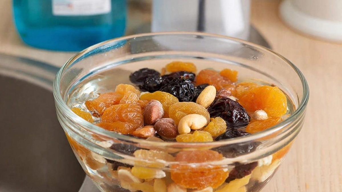 Моем сухофрукты правильно: как удалить химию, воск и грязь — 3 способа очистки без потери витаминов