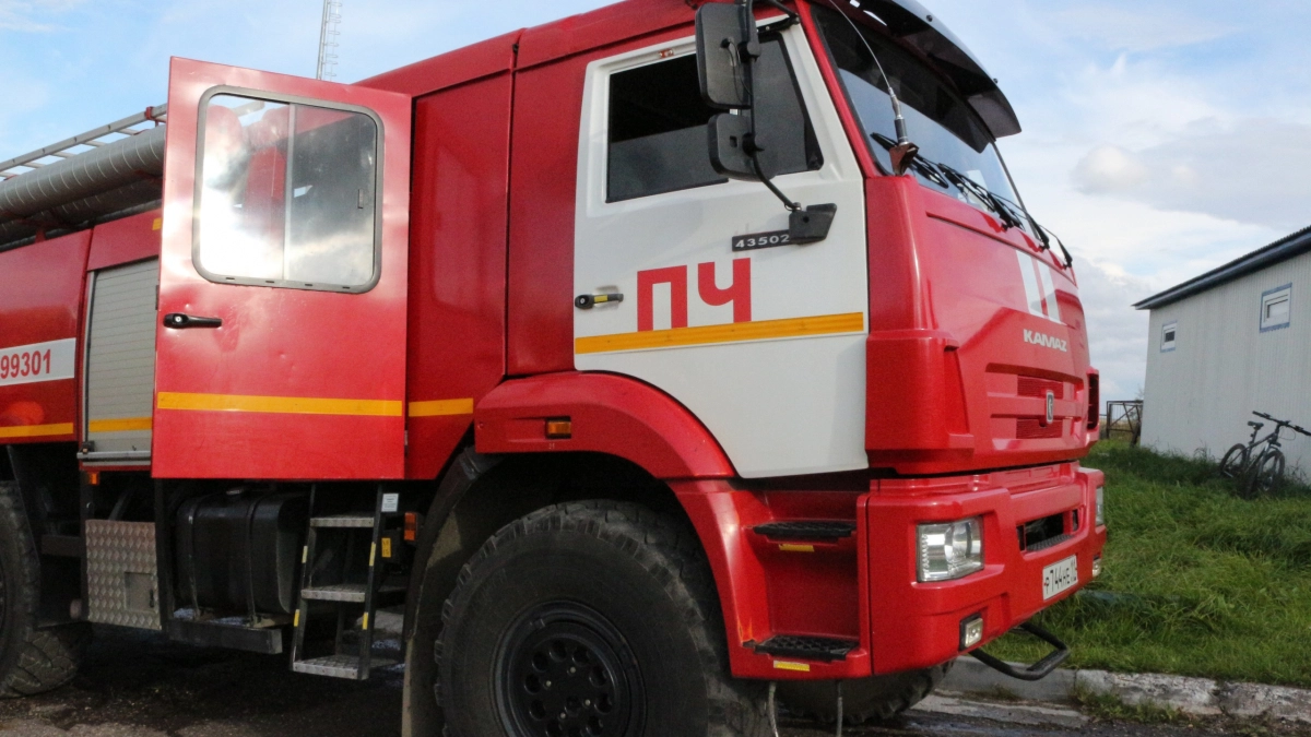 В Ухте произошел пожар в дачном массиве