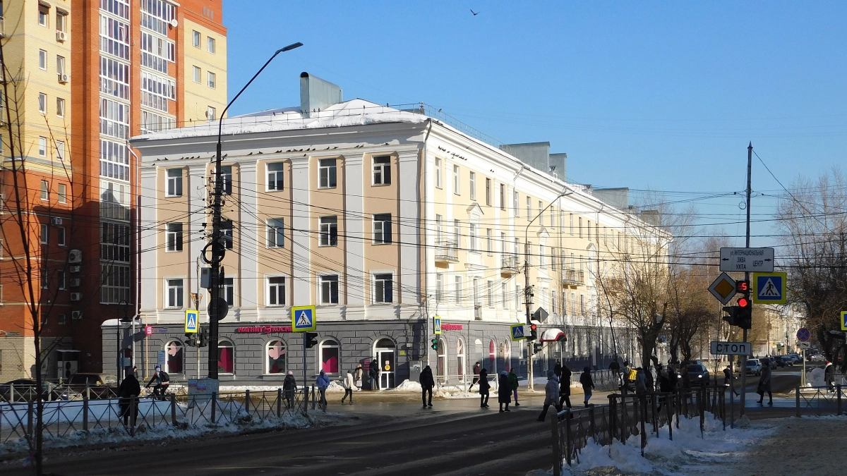 В Коми установят 20 новых пешеходных светофоров с вызывными кнопками