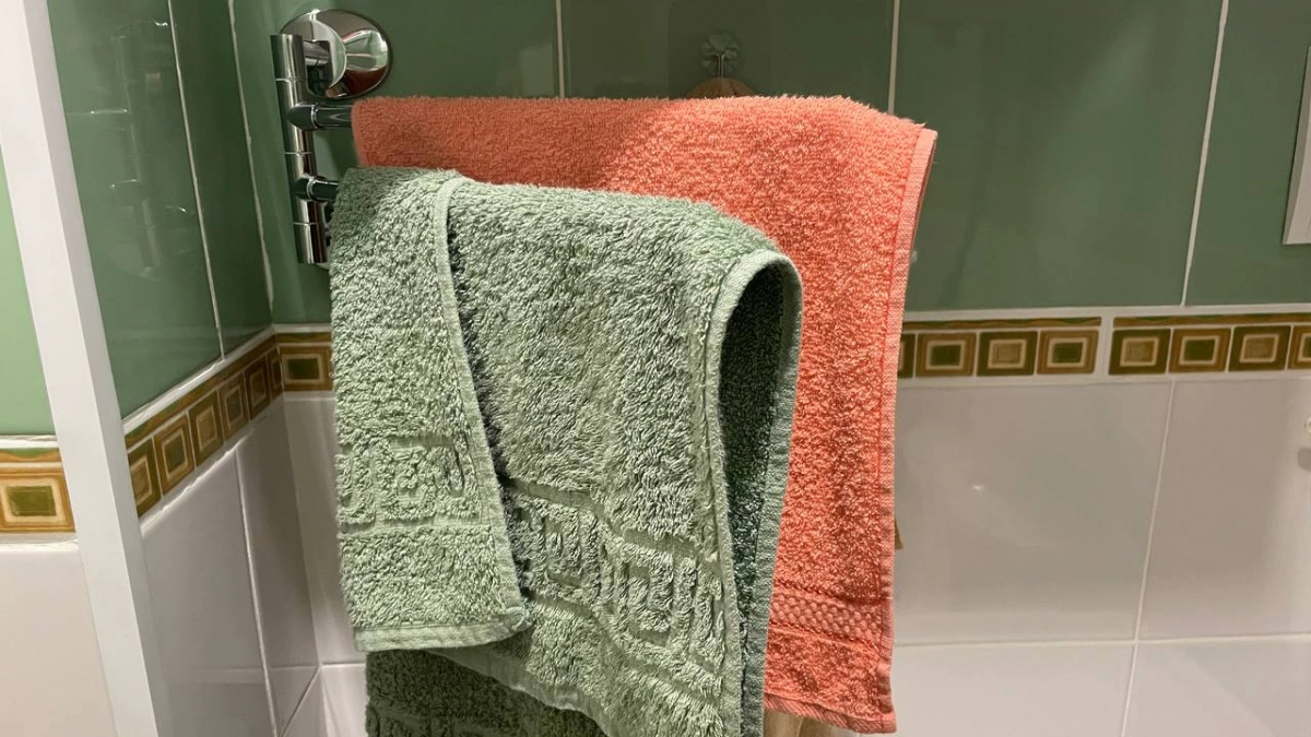 Полотенца больше не воняют сыростью: 4 домашних средства вернут свежесть за 10 минут - благоухает после каждой стирки