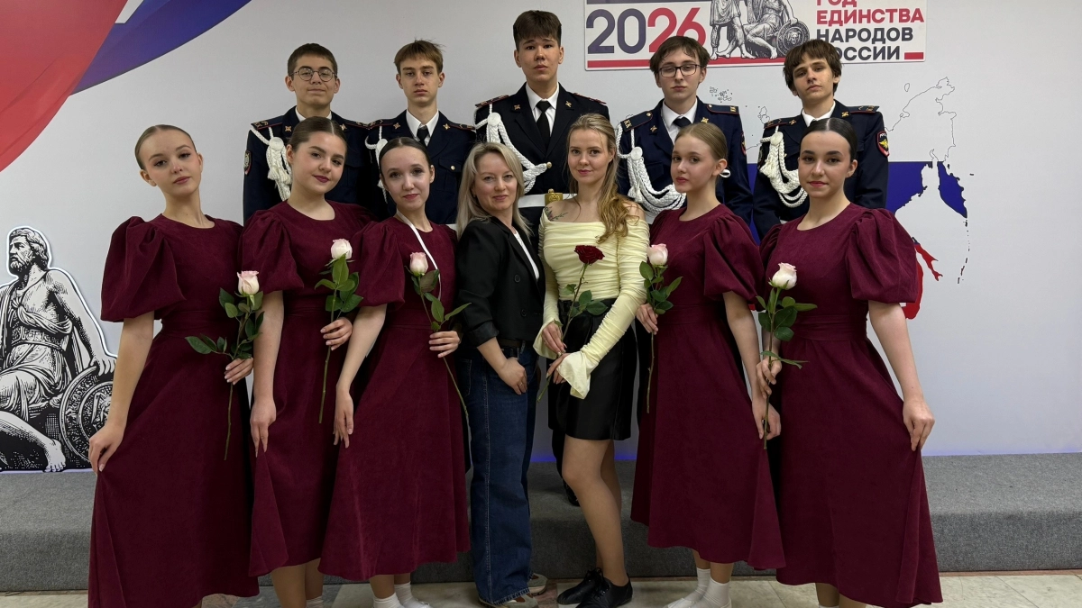 Фестиваль "Вальс Победы" в Ухте собрал более 400 участников