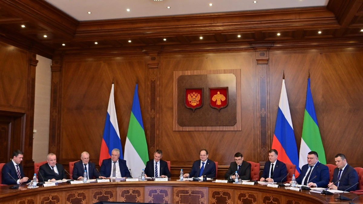 Глава Коми и начальник Северной железной дороги обсудили ключевые вопросы сотрудничества