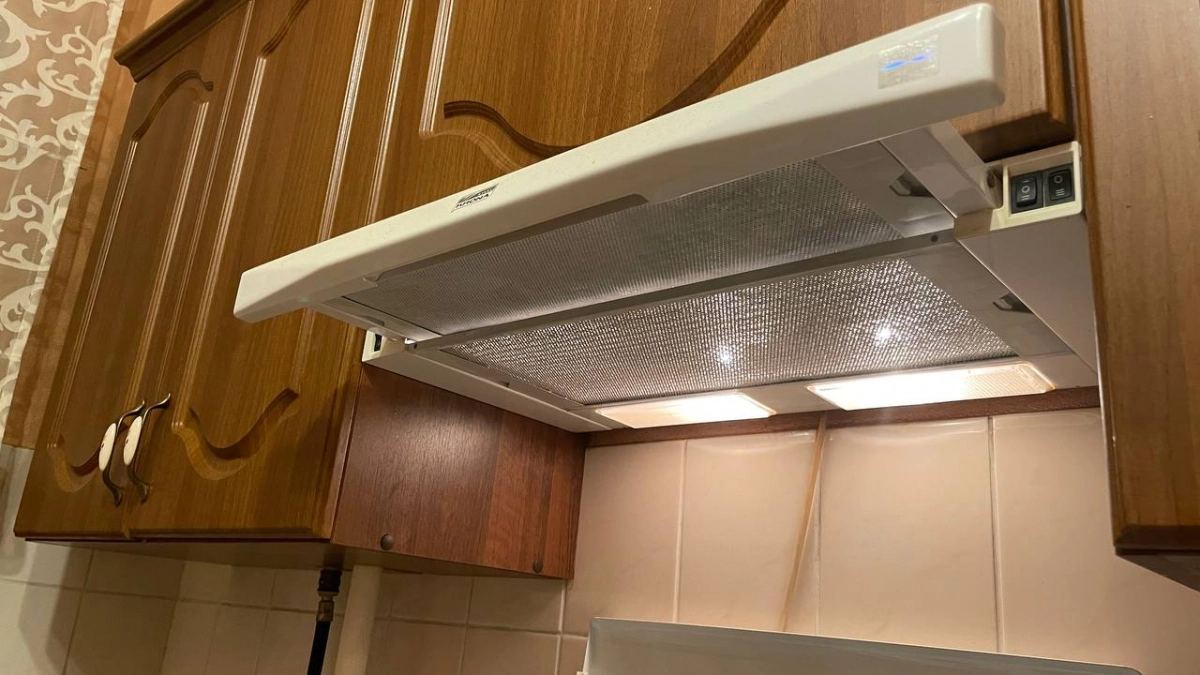 Вытяжки на кухне уходят в прошлое: новый экологичный тренд-2026 захватывает кухни россиян