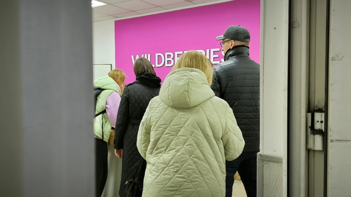 Знакомая сотрудница Wildberries раскрыла лайфхак: как забирать товары из одного заказа по частям — сначала одни, потом другие