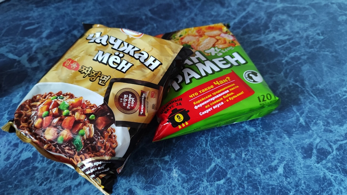 Росконтроль назвал «бич-пакеты», которые не стыдно покупать на обед: отличный состав и минимум химии