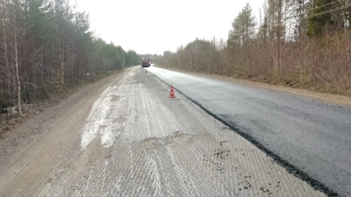 В Коми на трассе Вогваздино — Яренск начали ремонт дорожного покрытия