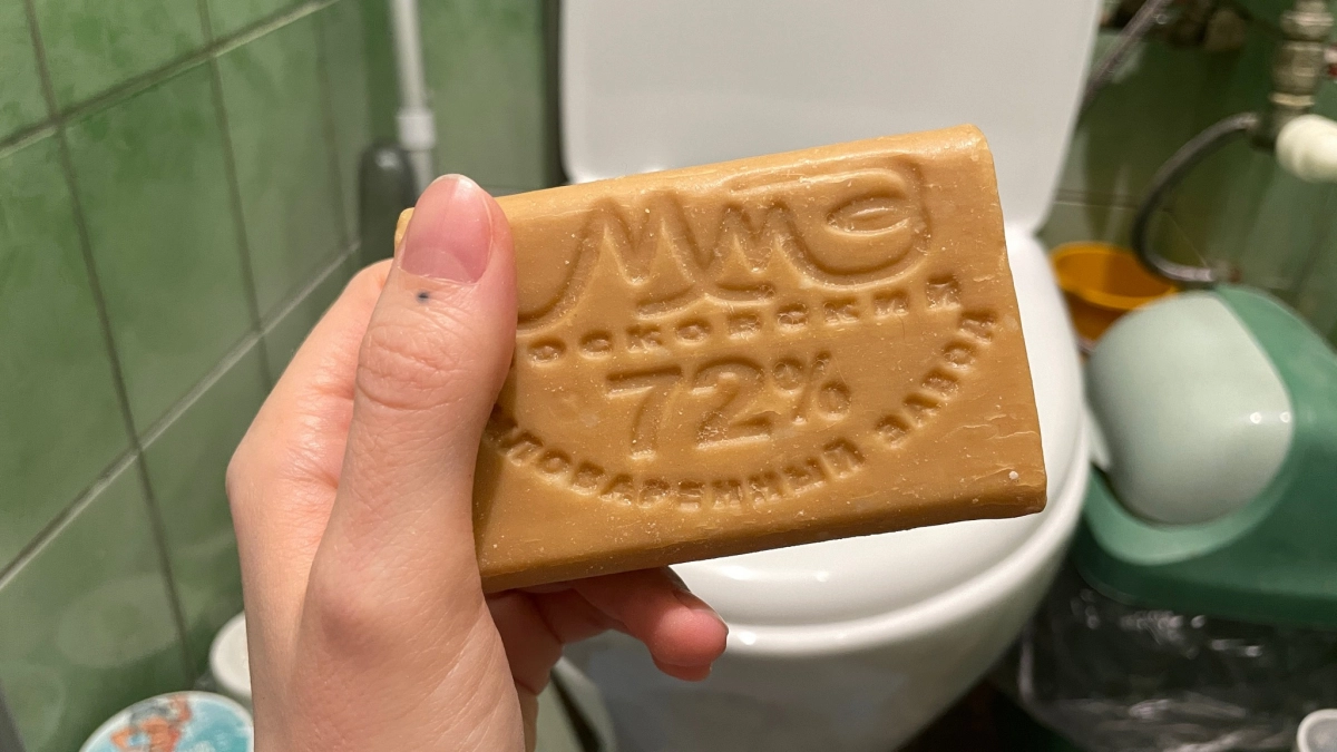 Смешиваем мыло с марганцовкой — и проблем не знаем: гениальный лайфхак опытных хозяек