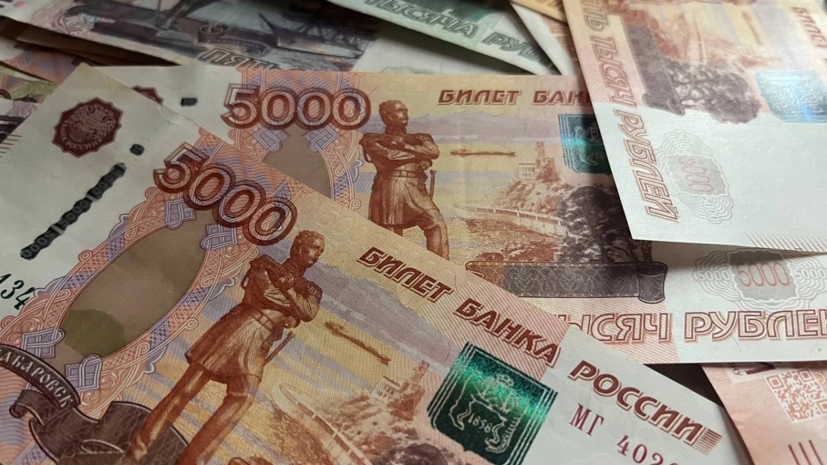 Почему хранить деньги "под подушкой" становится всё опаснее: совет министра финансов для жителей Коми