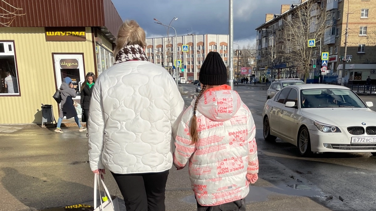 Никогда не прощайте внукам эти 5 вещей - важно знать всем бабушкам и дедушкам