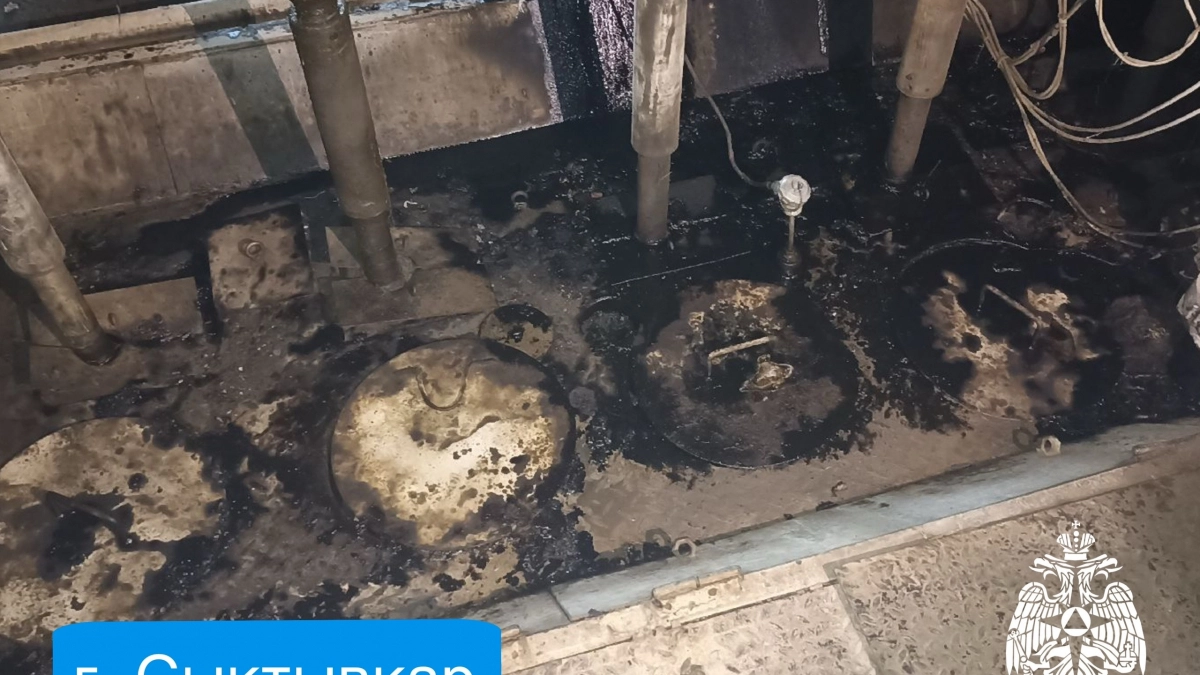 В Коми из горящего производственного цеха самостоятельно эвакуировались 20 человек