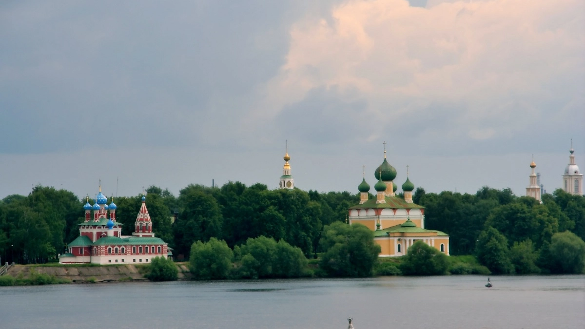 Город, основанный в 1238 году: крепостное прошлое и купеческое наследие — что посмотреть