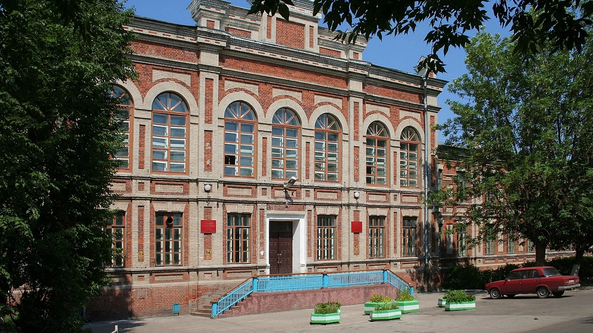 Город, основанный в 985 году: купеческая старина и древние храмы — что посмотреть